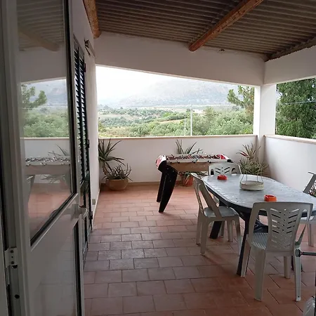 Angelbry Tatil Evi Partinico