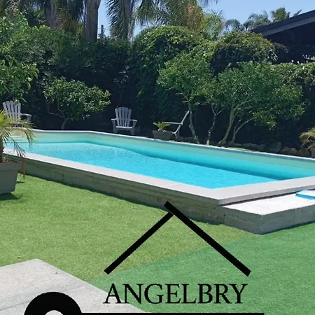 Hébergement de vacances Angelbry *